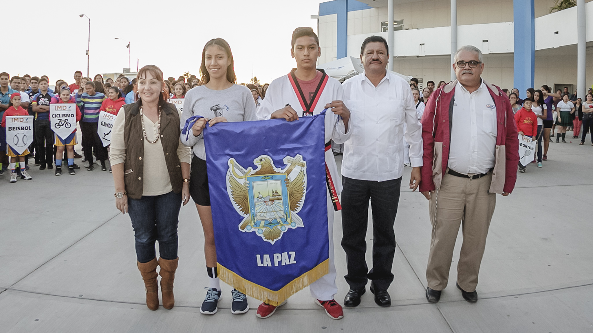 #LAPAZ «No voy a permitir que por falta de recursos los jóvenes tengan que desertar del deporte»:  Armando Martínez Vega