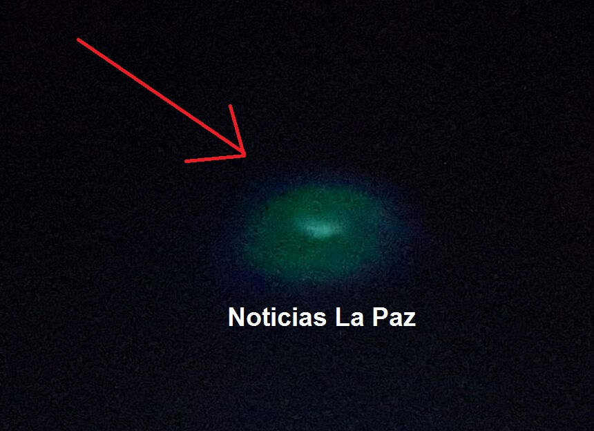 Mujer capta OVNI en la ciudad de La Paz en plena granizada