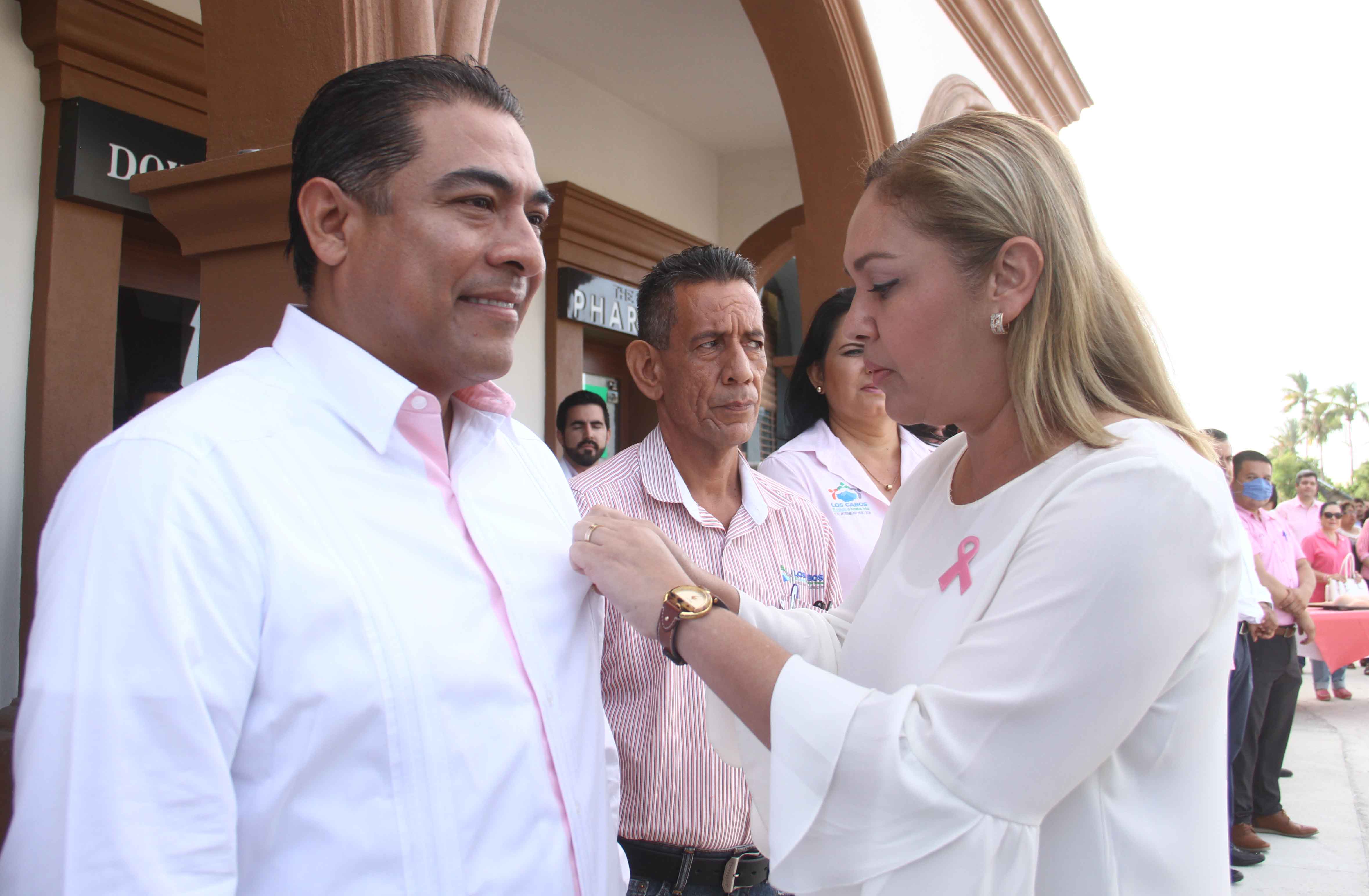Inicia DIF Los Cabos actividades alusivas al mes del cáncer de mama