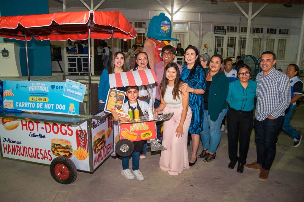 Con éxito se desarrolló el segundo festival del Hotdog con causa en Santa Rosalía, BCS.