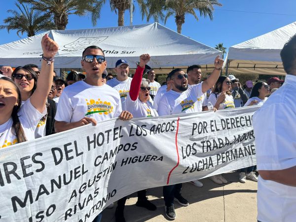 Trabajadores del Sindicato de Gastronómicos continúan unidos para exigir justicia laborar en el caso Hotel Los Arcos