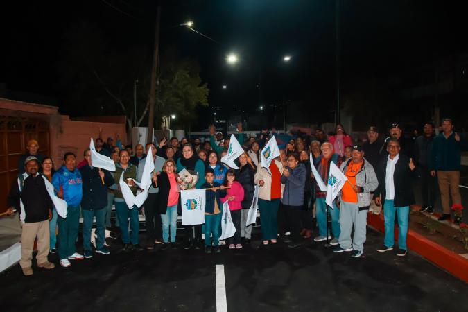 Santa Rosalía se viste de gala con la entrega de obras de saneamiento y pavimentación en la Colonia Mesa México