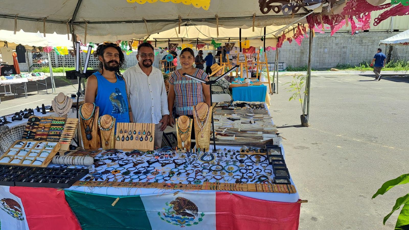 PROMOCIÓN ARTESANOS LOCALES EL MAÍZ NOS UNE 1