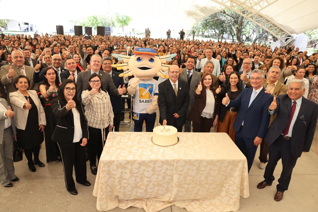 SABES cumple 30 años y reconoce la trayectoria de 143 colaboradores