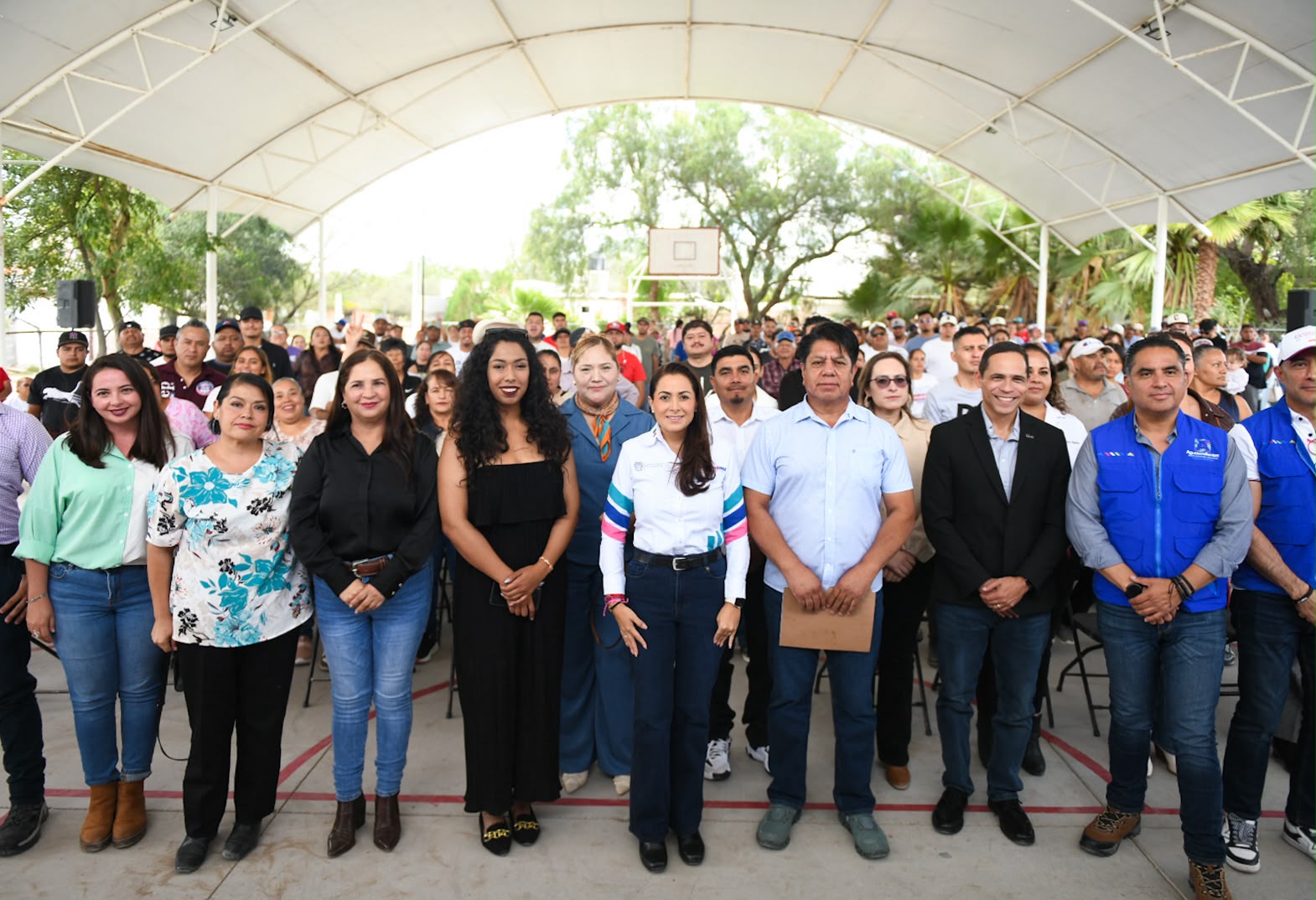 Imagen difundida por Gobierno de Aguascalientes: Entregan tres calles de concreto hidráulico en comunidades de El Llano