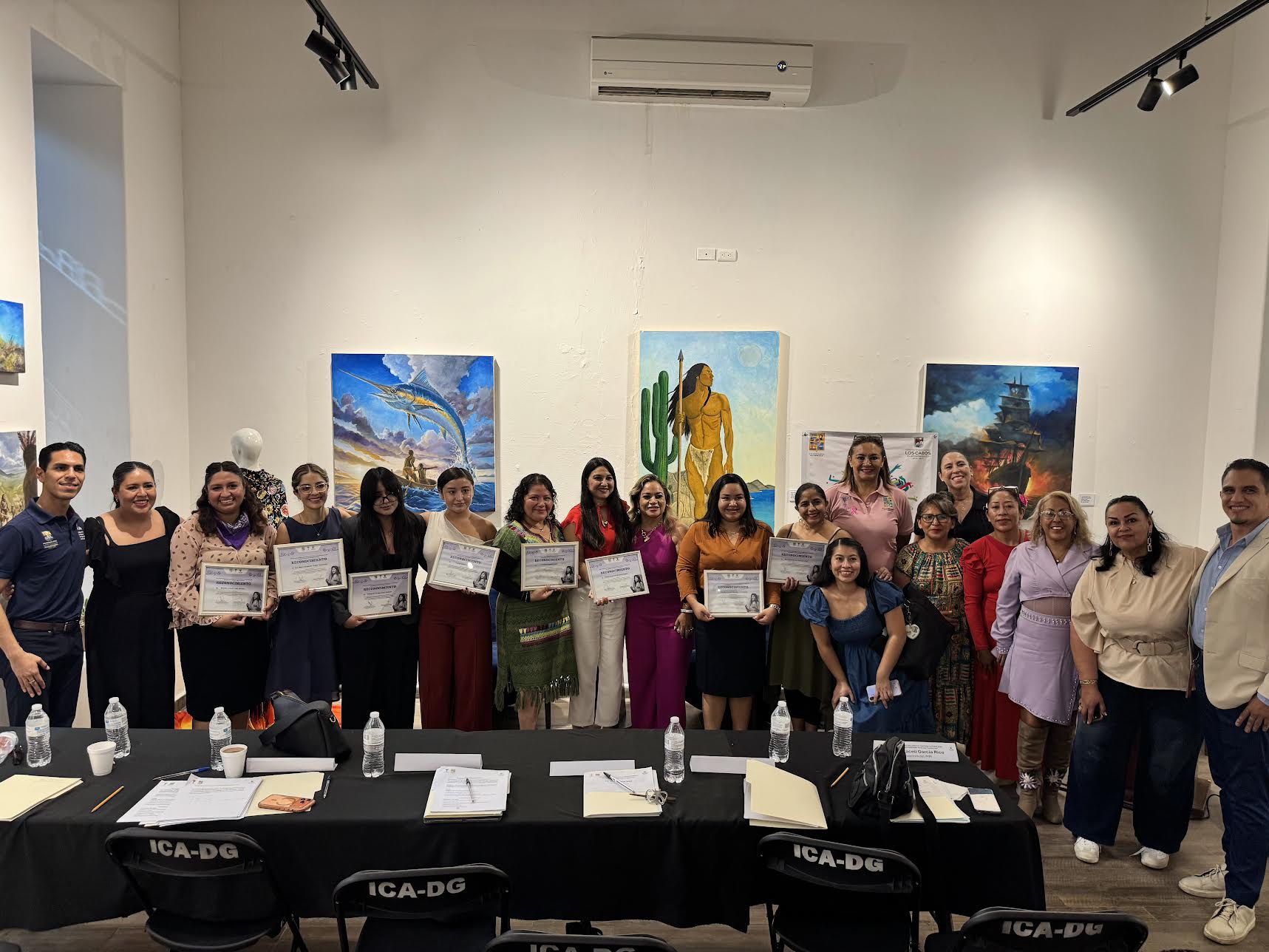 Participantes del concurso de oratoria