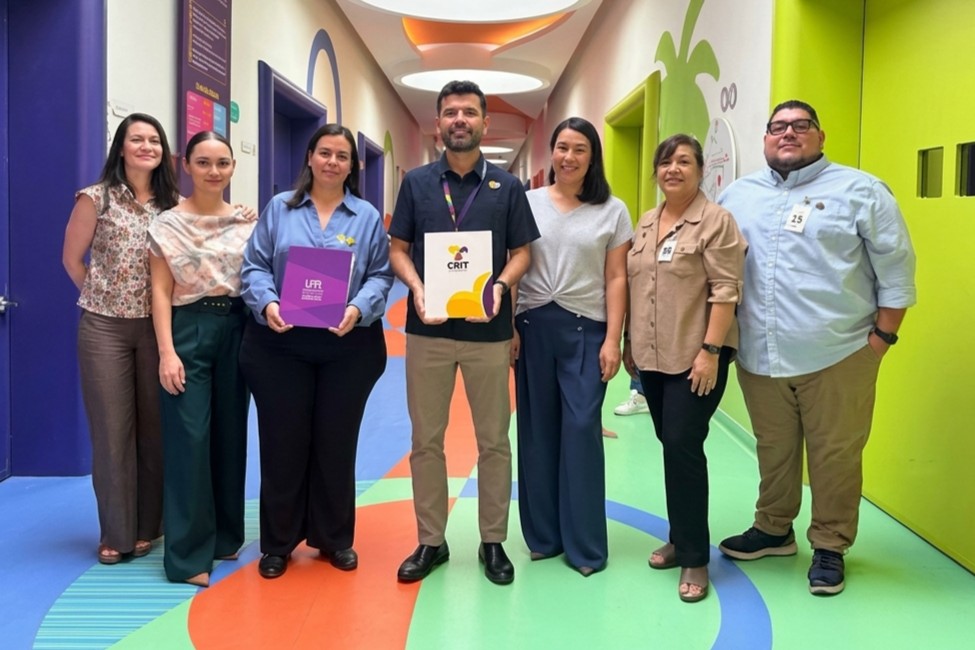 Universidad Mundial y Teletón acuerdan espacios de servicio social y prácticas