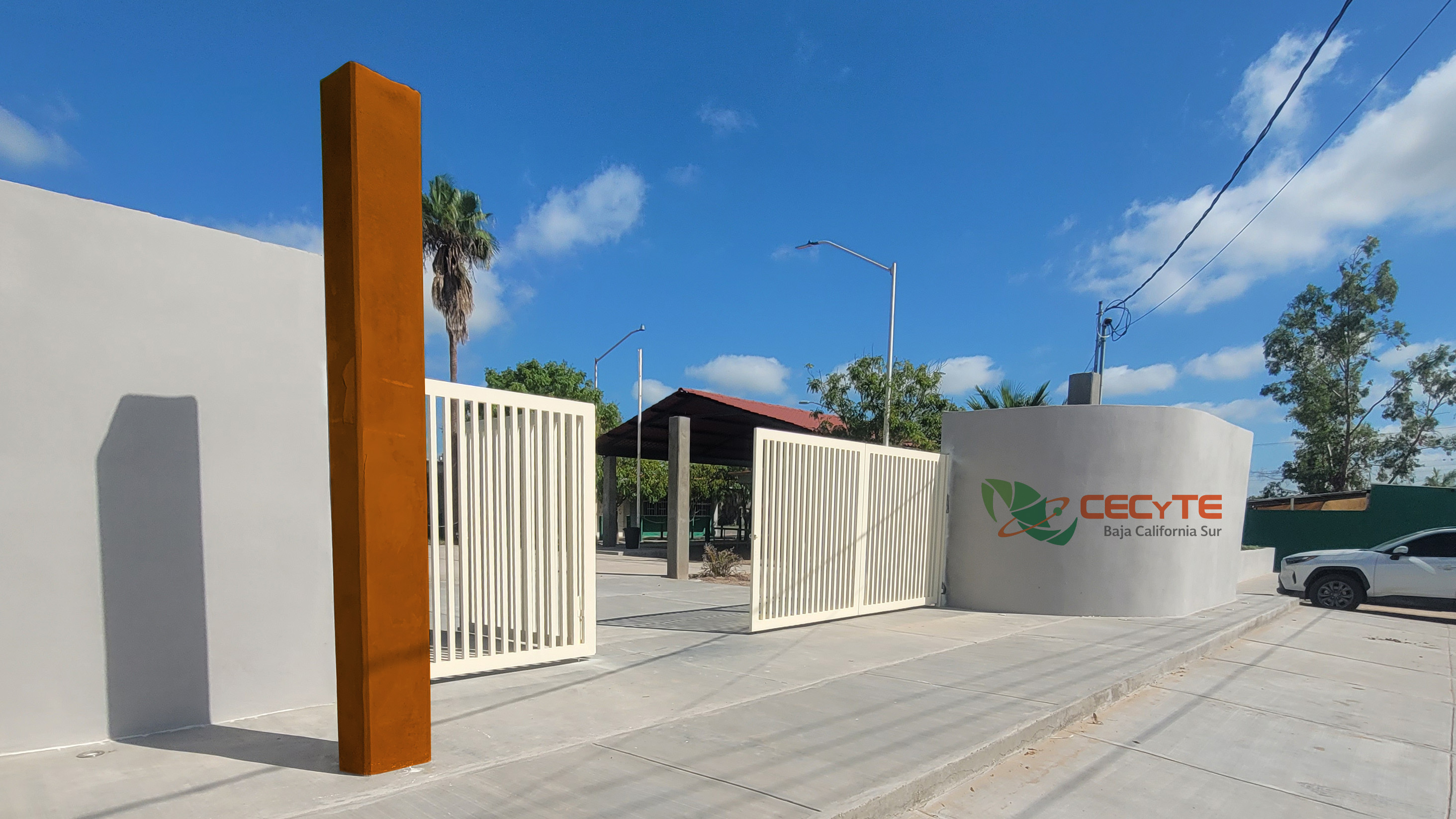 La Escuela es Nuestra alcanza a 22 planteles de CECyTE en BCS