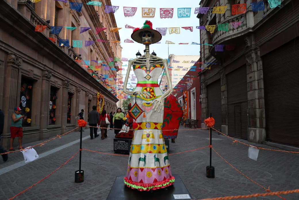 Montaje Torno y retorno ocre quemado en Saltillo