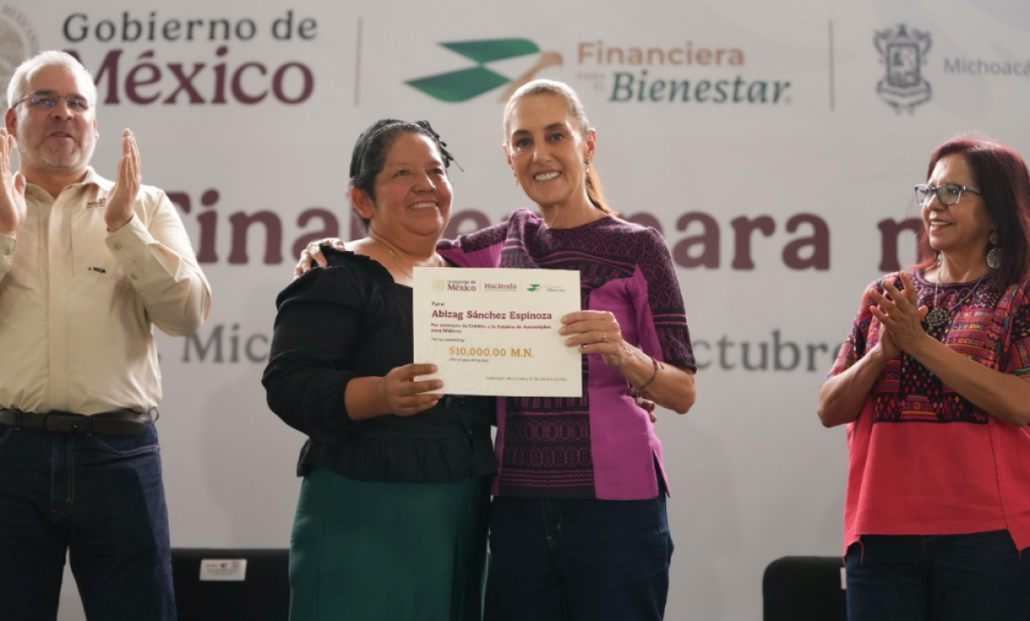 Finabien reporta 56,500 créditos a mujeres en Michoacán; entrega cierra en Apatzingán