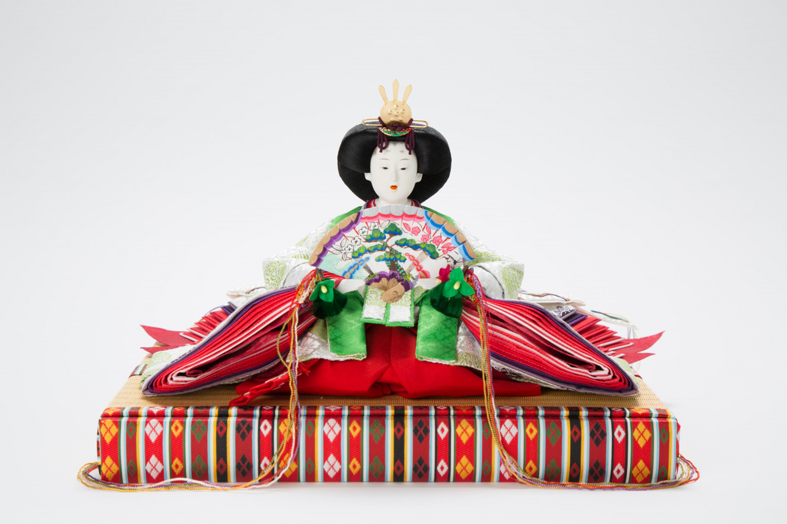 Muñecas japonesas protagonizan una exposición en el Museo Nacional de Arte Oriental