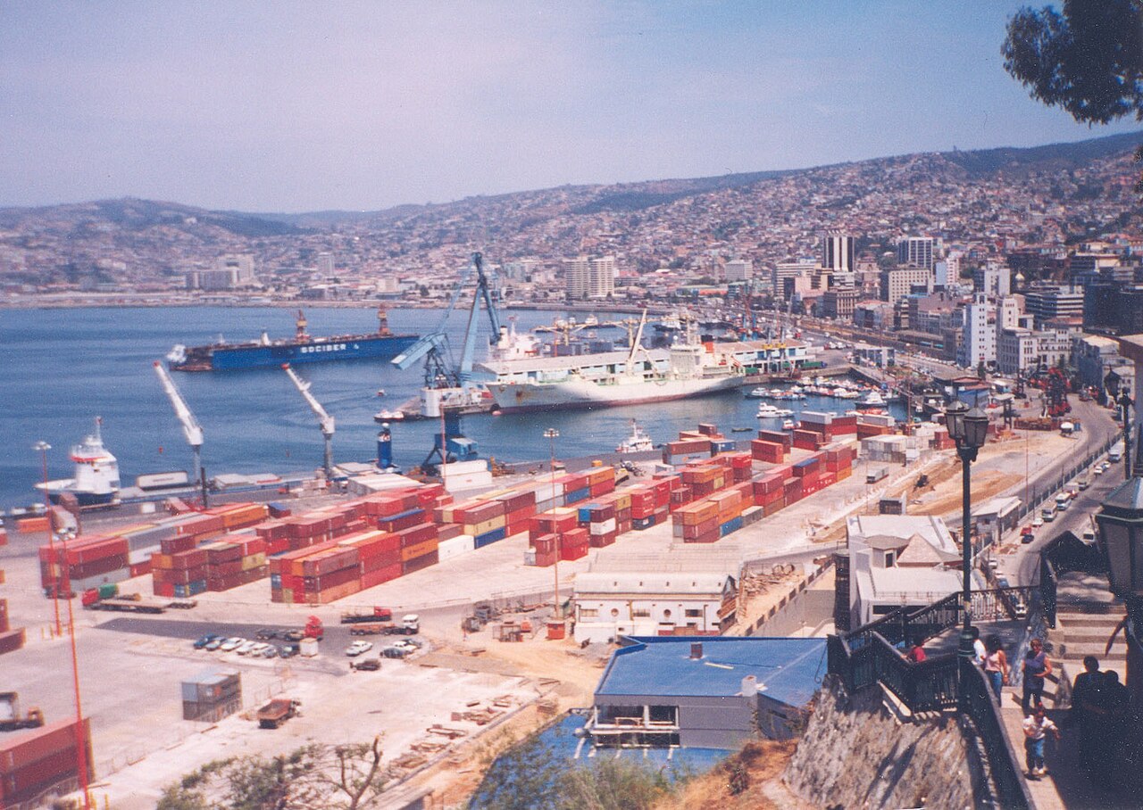 Fotografía de archivo: Valparaiso Port (Chile).jpg. Imagen ilustrativa, no corresponde al hecho reseñado.