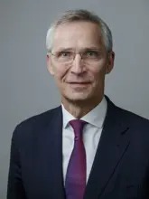Jens Stoltenberg, ministro de Finanzas de Noruega. Fotografía de archivo: Torgeir Haugaard / Forsvaret, vía Gobierno de Noruega.